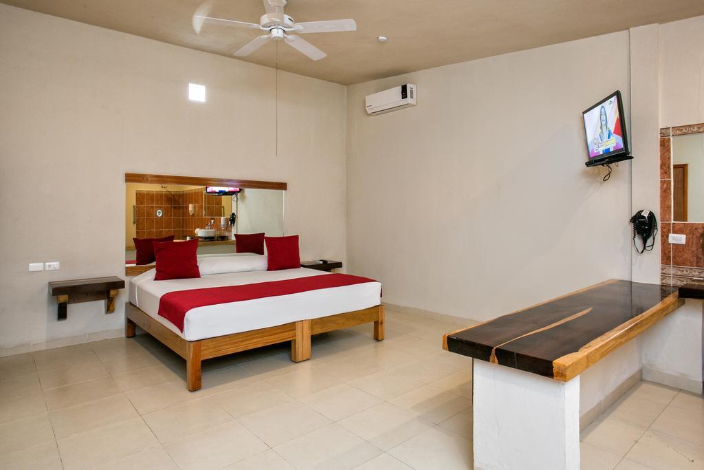 Auto Hotel Paraiso Inn Palenque Ruang foto
