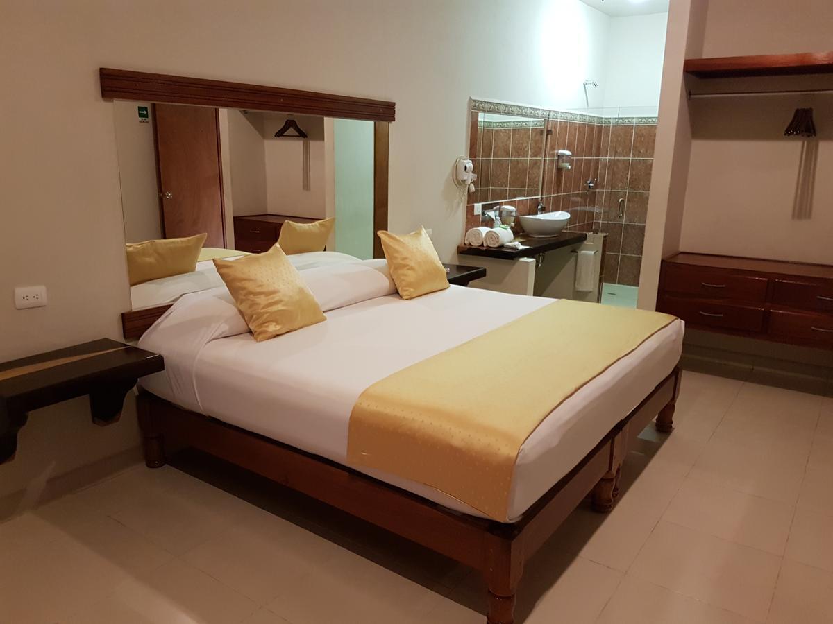Auto Hotel Paraiso Inn Palenque Bagian luar foto